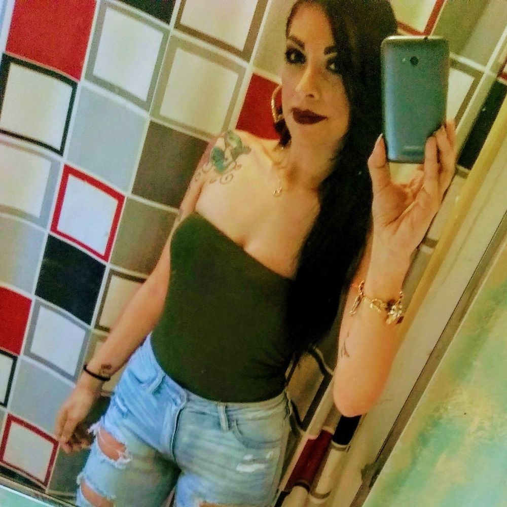 Meet your Posher, Xtine